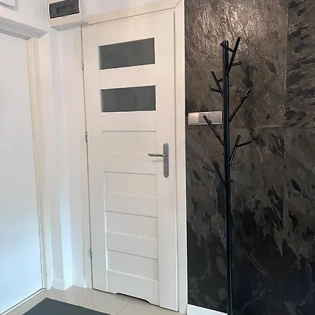 2-rooms Cute Apartment, Metro, Wi-fi - By Hik Апартаменты *