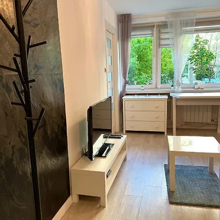 2-rooms Cute Apartment, Metro, Wi-fi - By Hik