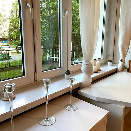 2-rooms Cute Apartment, Metro, Wi-fi - By Hik Apartament