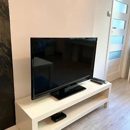 2-rooms Cute Apartment, Metro, Wi-fi - By Hik Apartament *