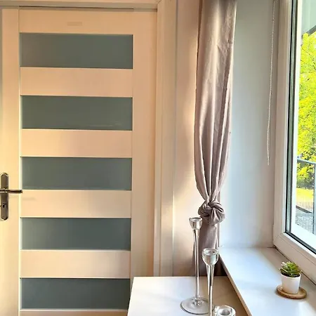 2-rooms Cute Apartment, Metro, Wi-fi - By Hik * Warszawa