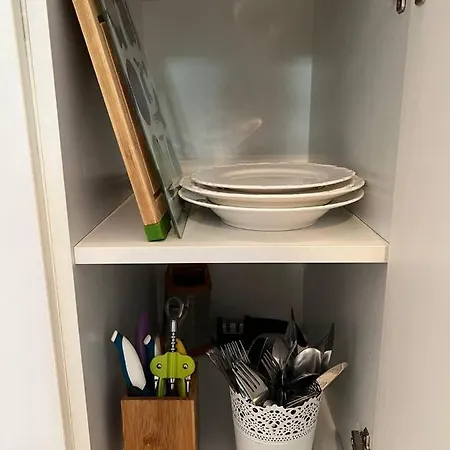 Apartament 2-rooms Cute Apartment, Metro, Wi-fi - By Hik